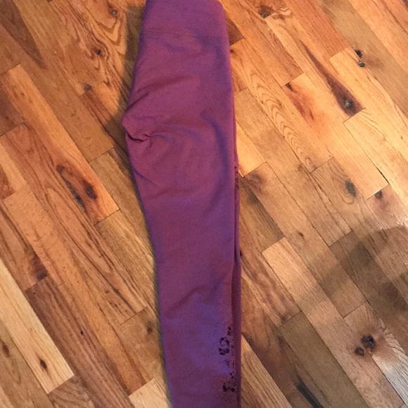 Fabletics Legging - Picture 4 of 5